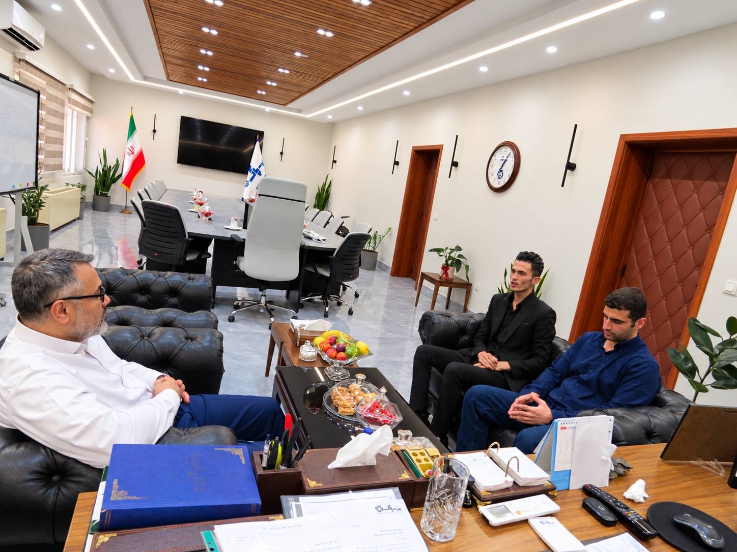 نگاه به آینده در روز دامپزشک، تأکید دکتر محمودی مدیر عامل بهپاک بر نقش متخصصان جوان در حل مسائل و مشکلات صنعت در بُعد ملی